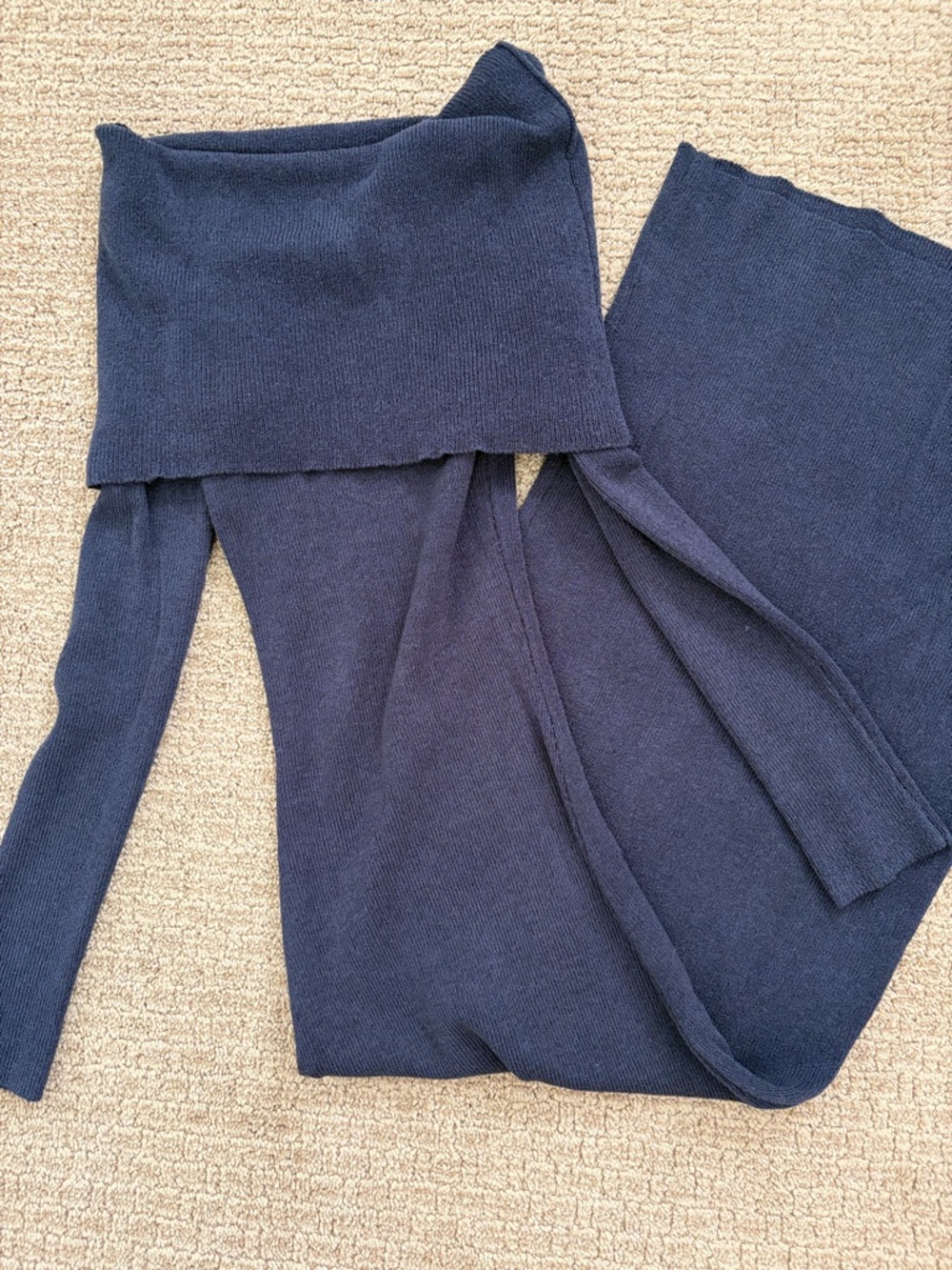 Women’s Navy Off-the-shoulder Knit Dress